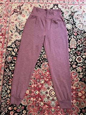Beyond Yoga Midi Jogger Size Small